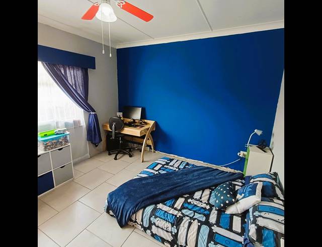 3 BEDROOM HOUSE FOR SALE IN ROTHDENE